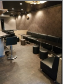 竹ノ塚駅徒歩10分　1階路面店舗の為視認性◎！